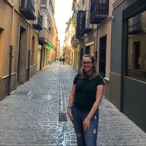 Meet your Posher, Aislinn